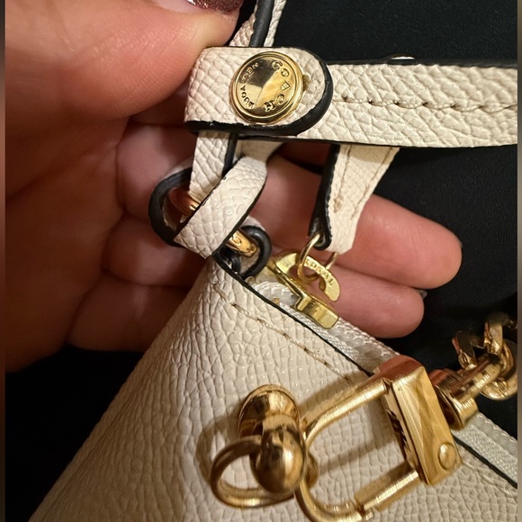 Coach Wrislet - Picture 2 of 5